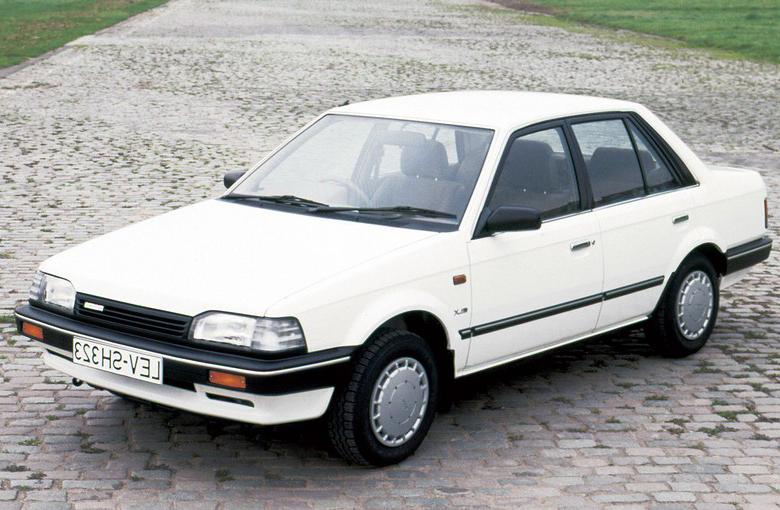Mazda 323 III (BF) 1985 - 1989 Sedan #1