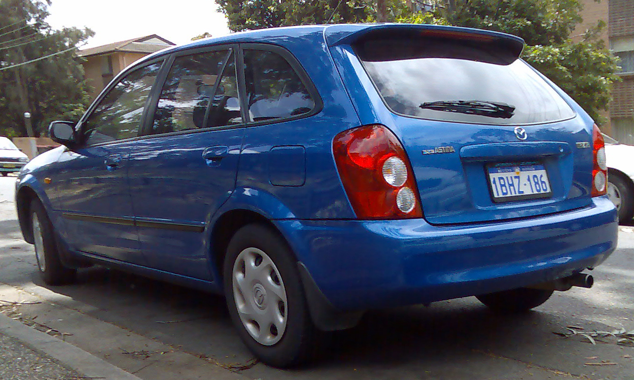 Mazda 323 VI (BJ) Restyling 2000 - 2003 Hatchback 5 door #2