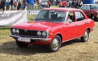 Mazda 616 1970 - 1978 Sedan #7