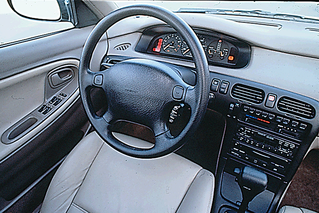 Mazda 626 IV (GE) 1992 - 1997 Hatchback 5 door #2