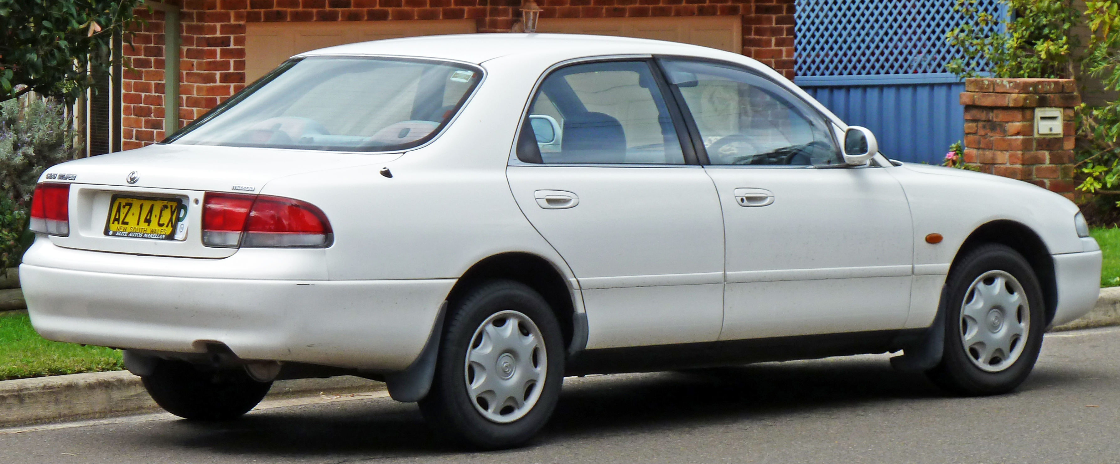 Mazda 626 IV (GE) 1992 - 1997 Sedan #1