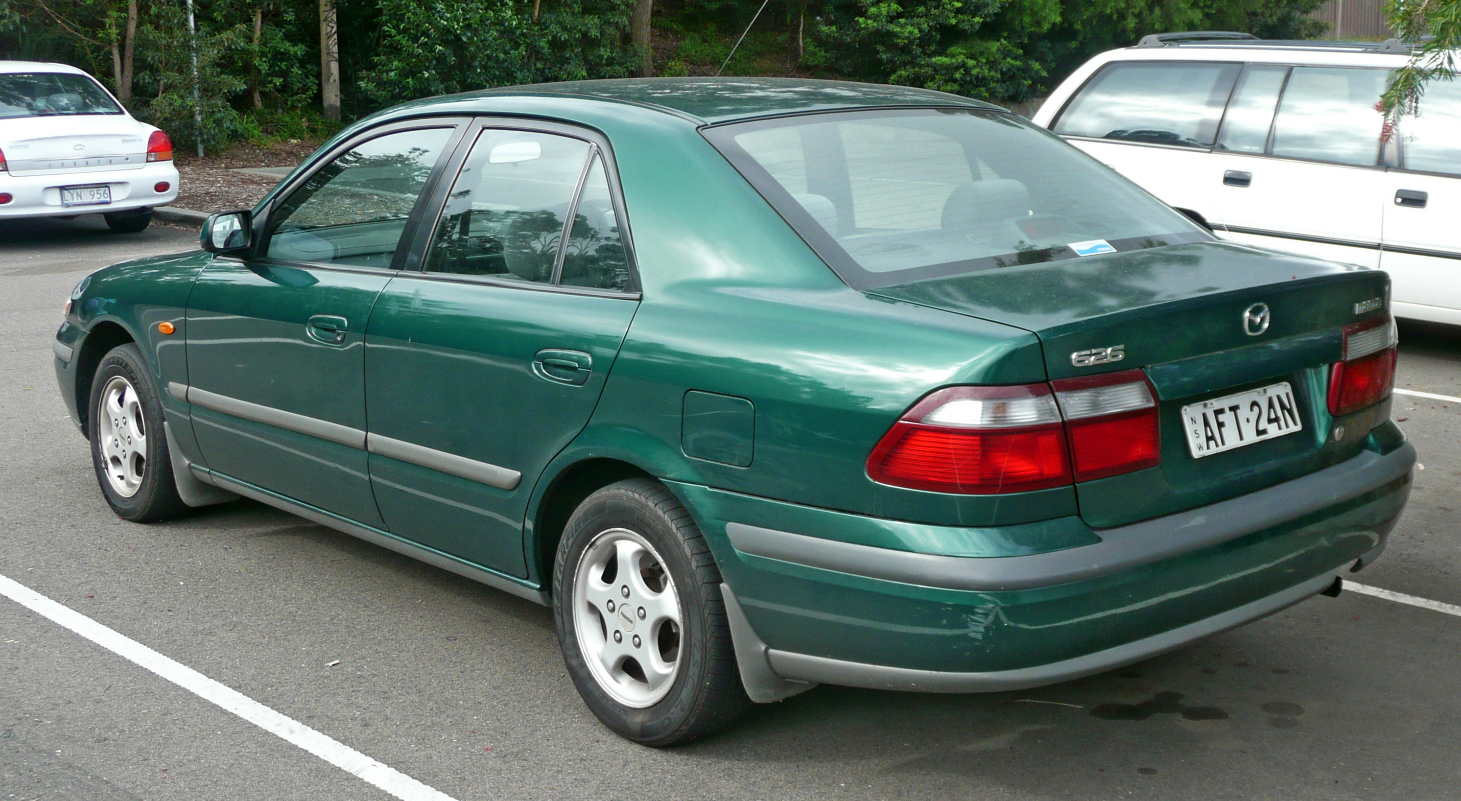 Mazda 626 V (GF) 1997 - 2002 Hatchback 5 door #1