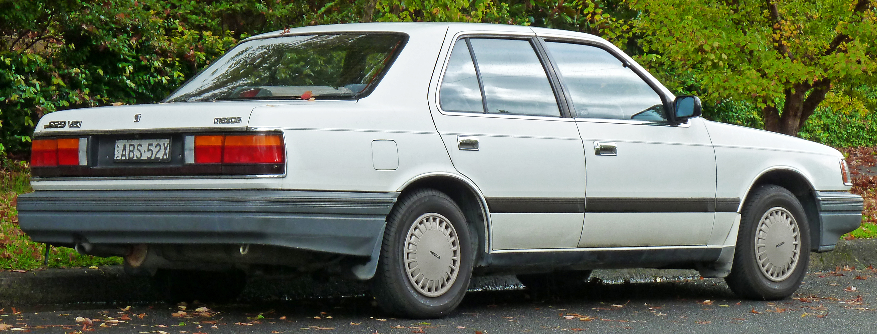 Mazda 929 III (HC) 1987 - 1992 Sedan #4