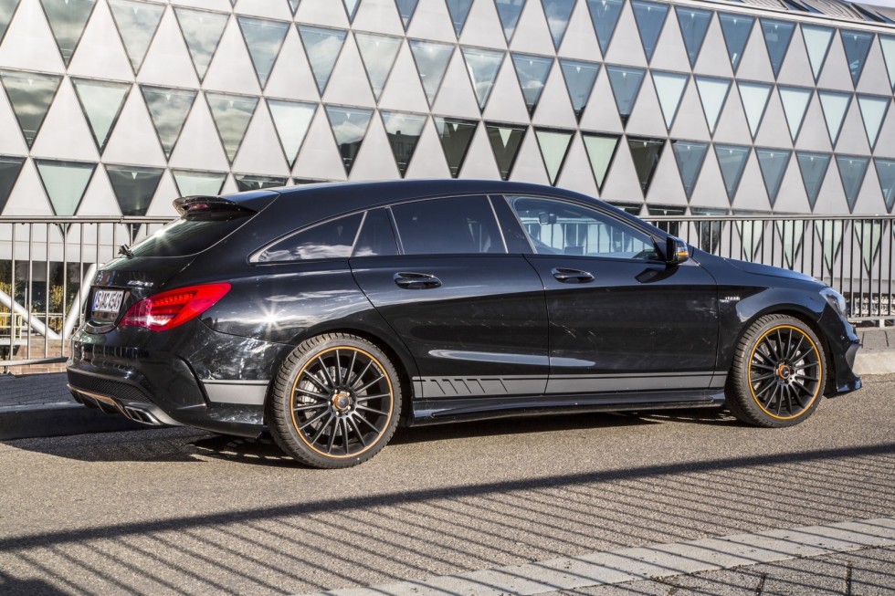 Mercedes-Benz CLA-klasse I (C117, X117) Restyling 2016 - now Sedan ::  OUTSTANDING CARS