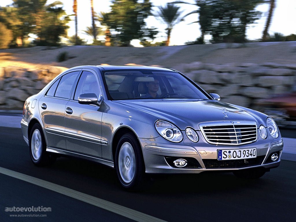 File:2006-2009 Mercedes-Benz E 63 AMG (W211) sedan 01.jpg - Wikipedia