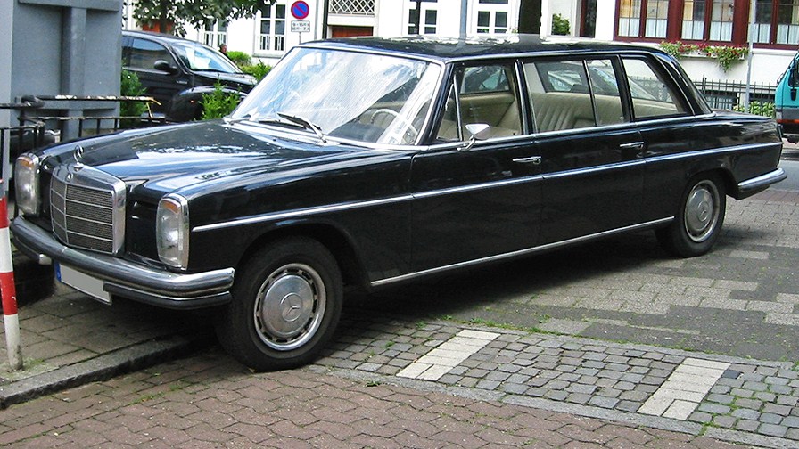 Mercedes-Benz W114 1967 - 1977 Sedan #8