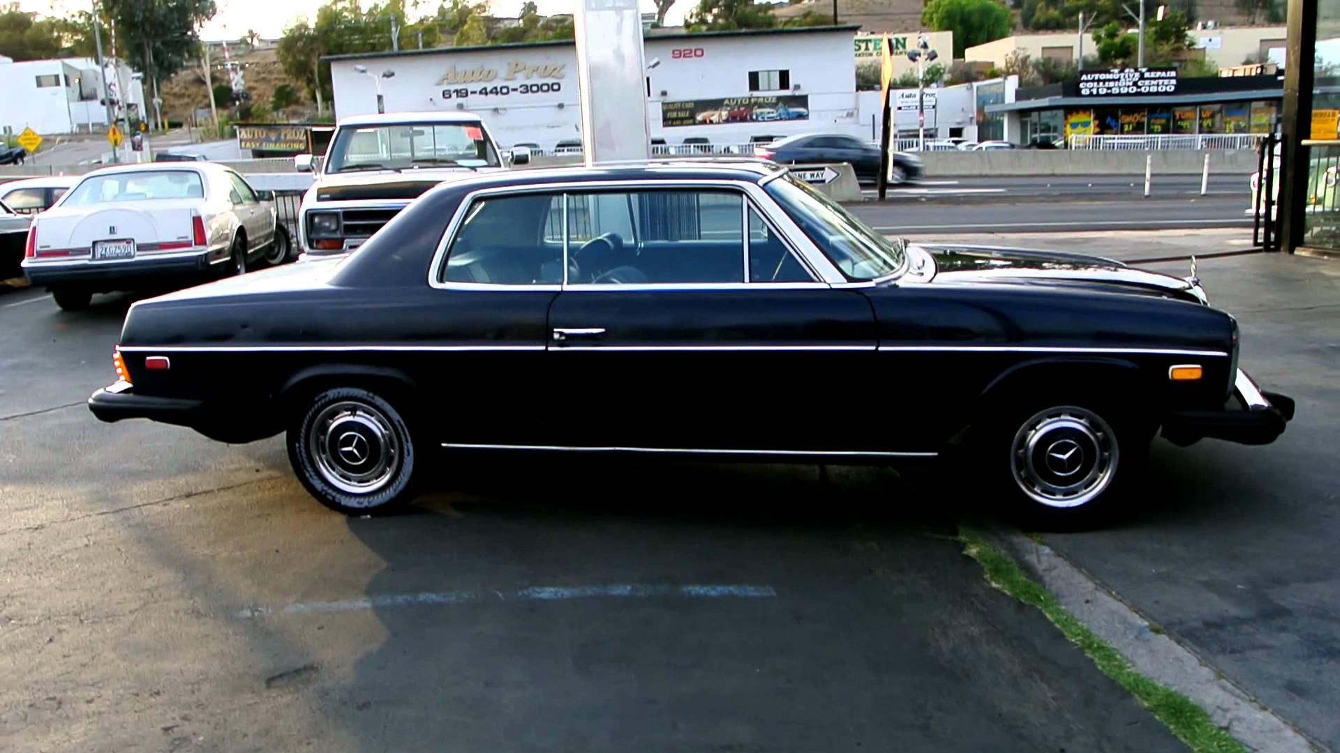 Mercedes-Benz W115 1968 - 1976 Sedan #2