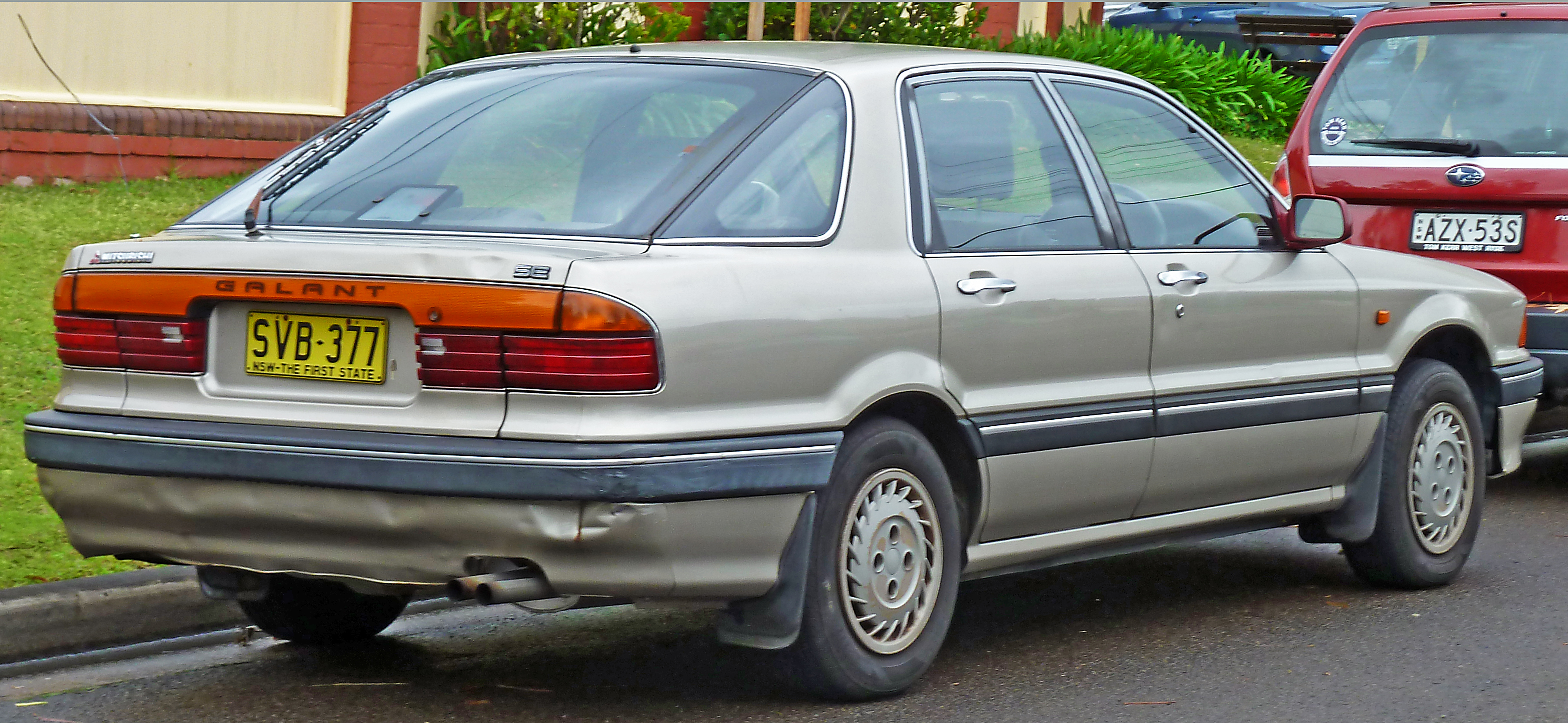 Mitsubishi Galant VI 1987 - 1992 Hatchback 5 door #4