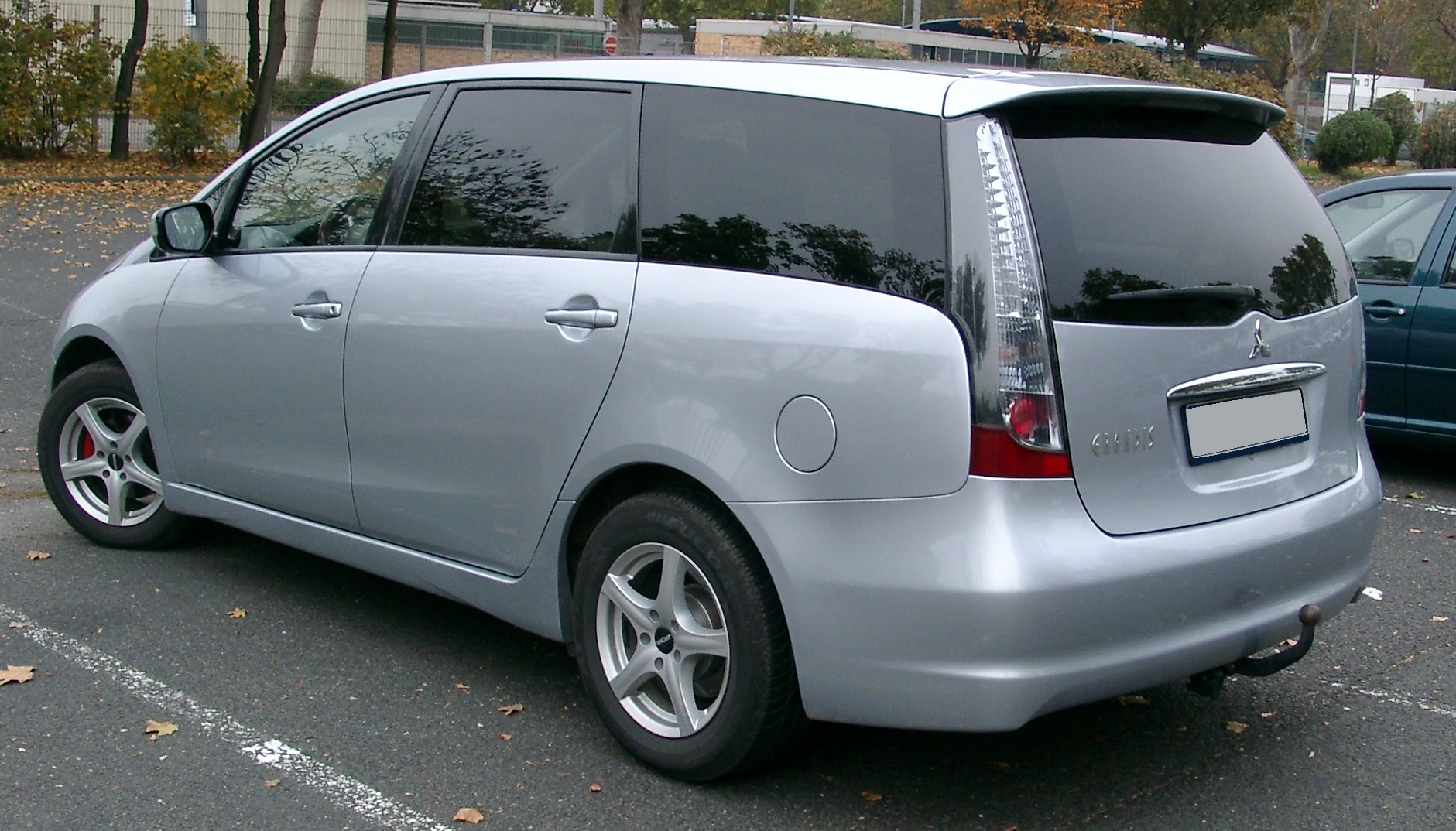 Mitsubishi Grandis 2003 - 2011 Minivan #3