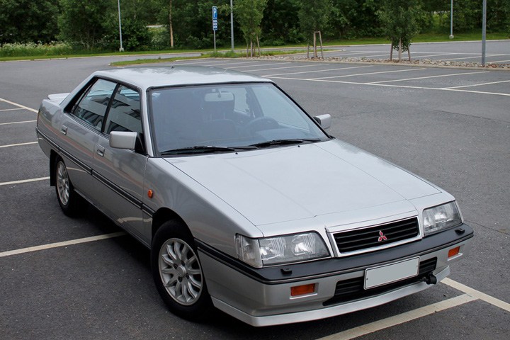 Mitsubishi Sapporo II 1987 - 1990 Sedan #7