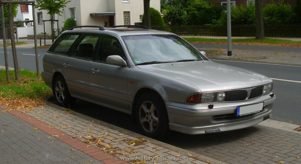 Mitsubishi Sigma 1990 - 1996 Station wagon 5 door #2