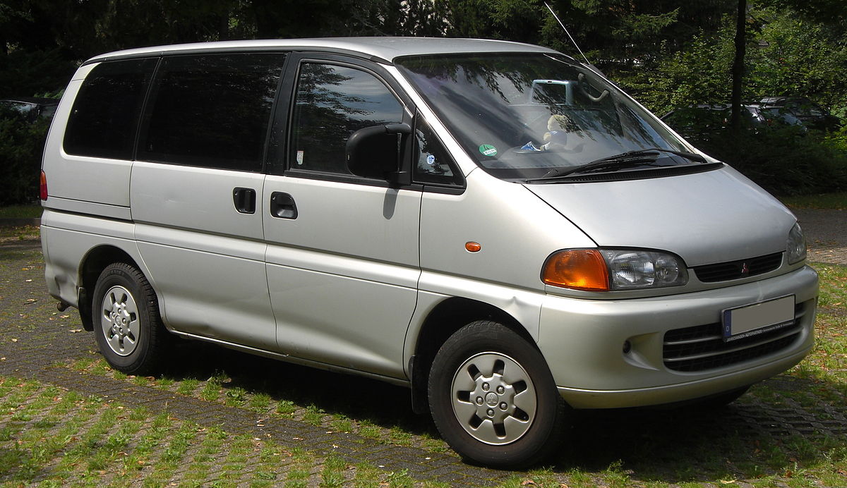 Mitsubishi Space Gear I Restyling 1997 - 2007 Minivan #6