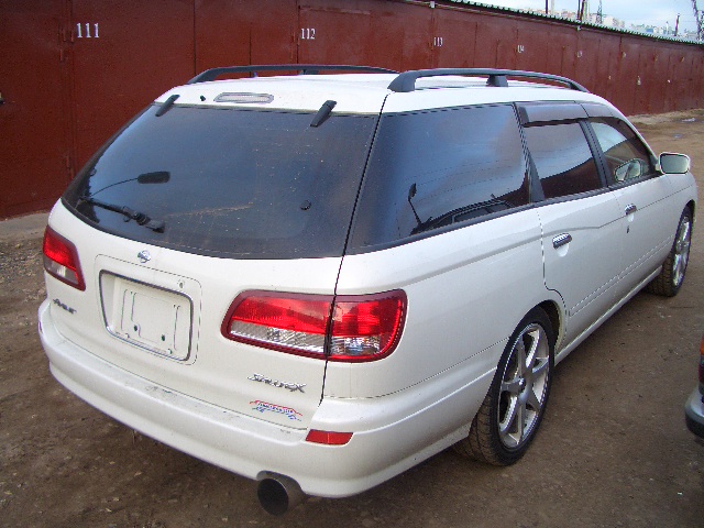 Nissan Avenir II (W11) 1998 - 2005 Station wagon 5 door #3