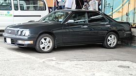 Nissan Gloria X (Y33) 1995 - 1999 Sedan #2