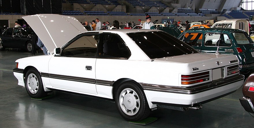 Nissan Leopard III (Y32) 1992 - 1996 Sedan #2