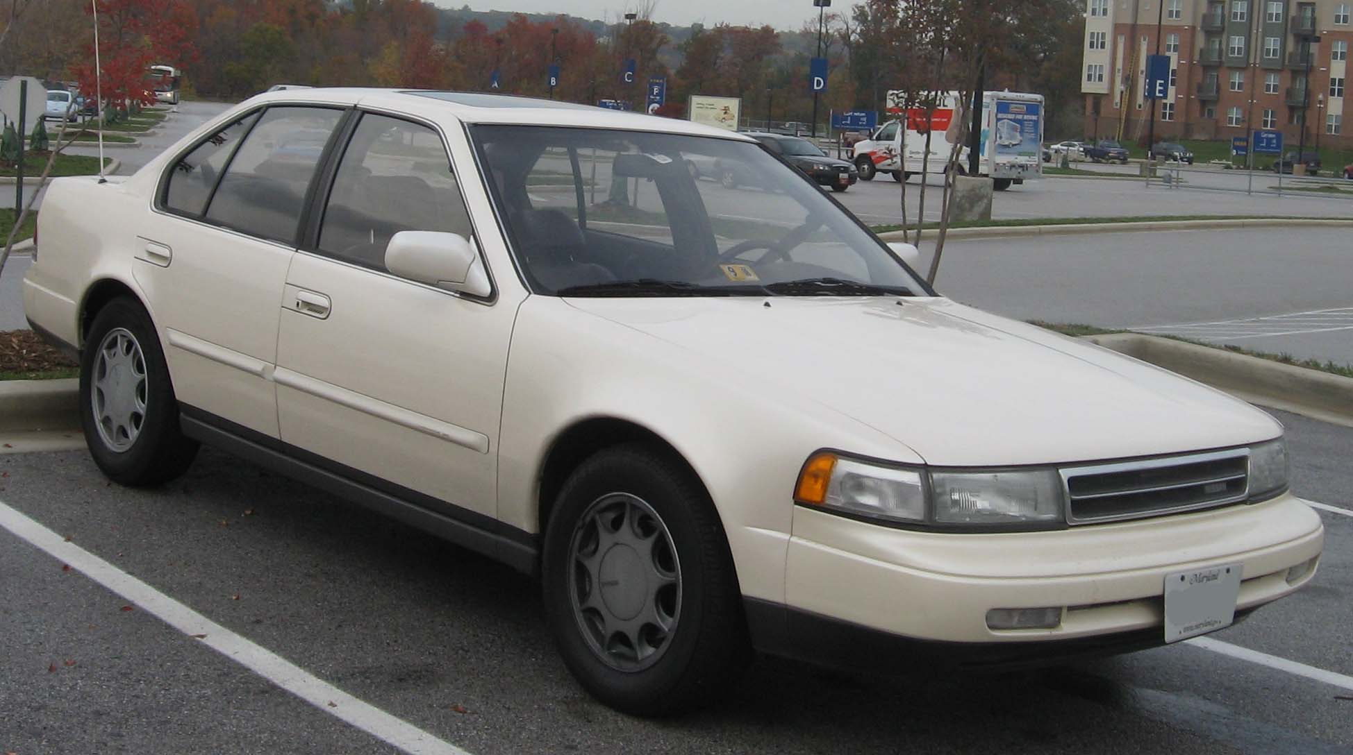Nissan Maxima IV (A32) 1994 - 2000 Sedan #6
