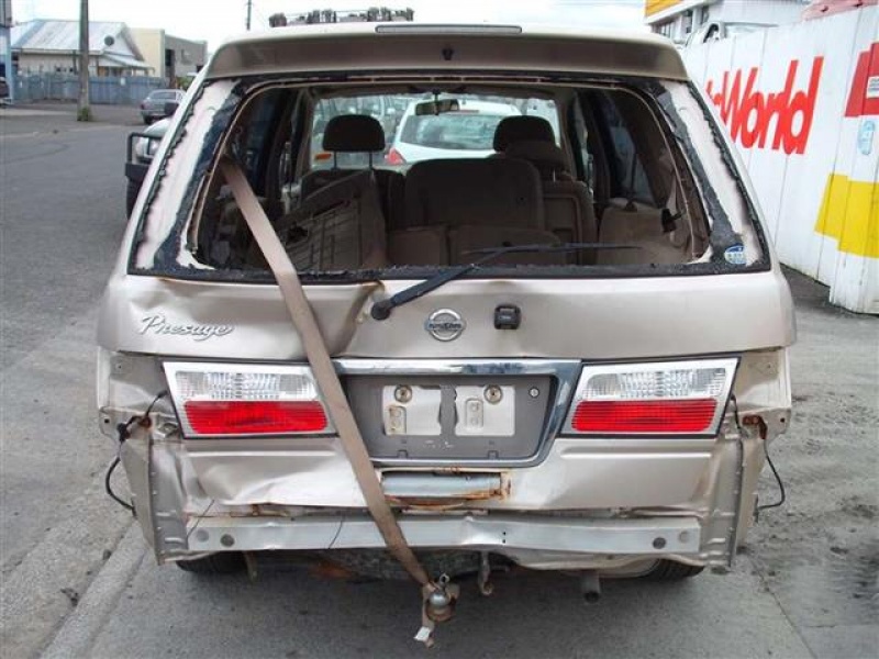 Nissan Presage I 1998 - 2003 Minivan #2