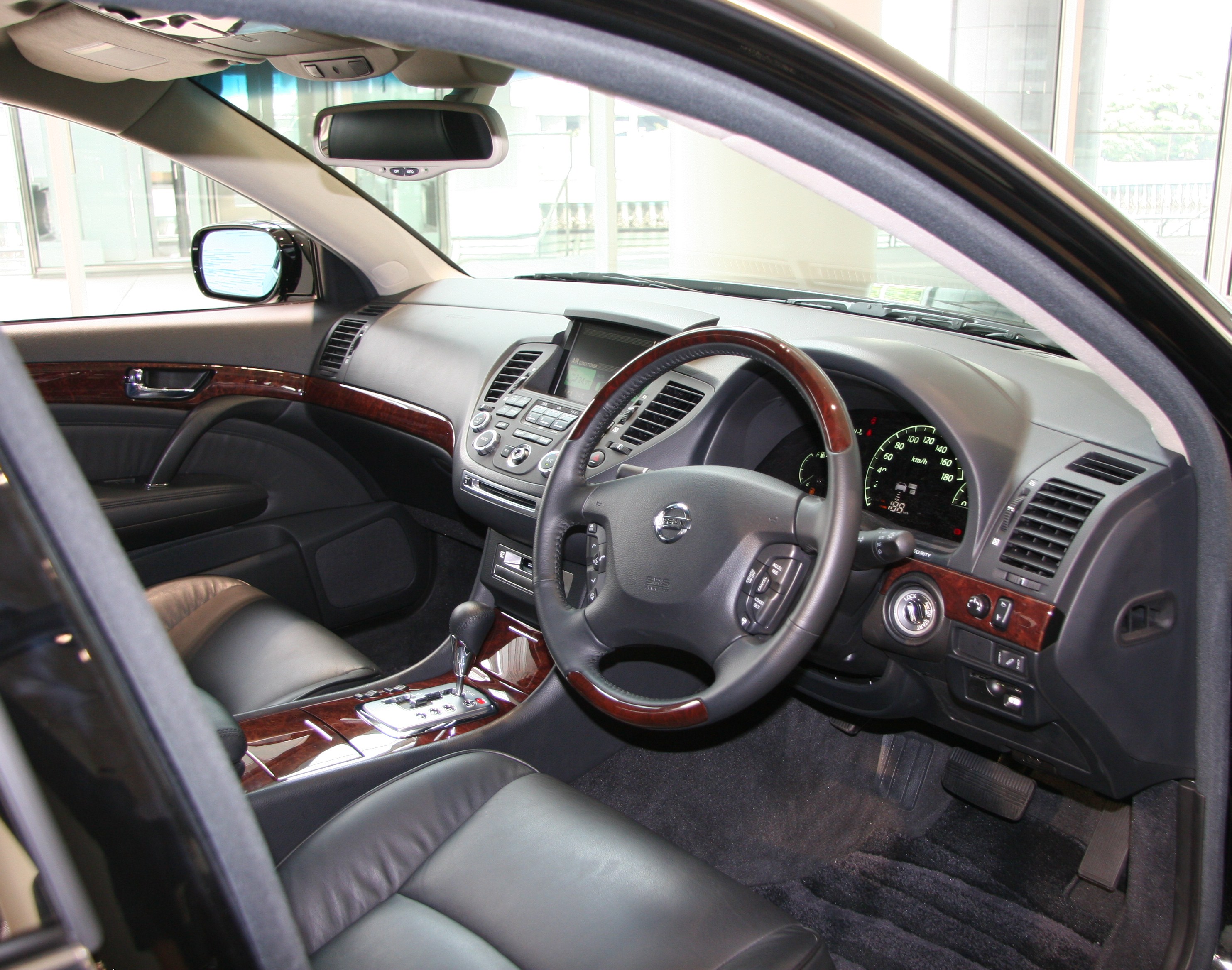 Nissan President III (PGF50) 2003 - 2010 Sedan #4