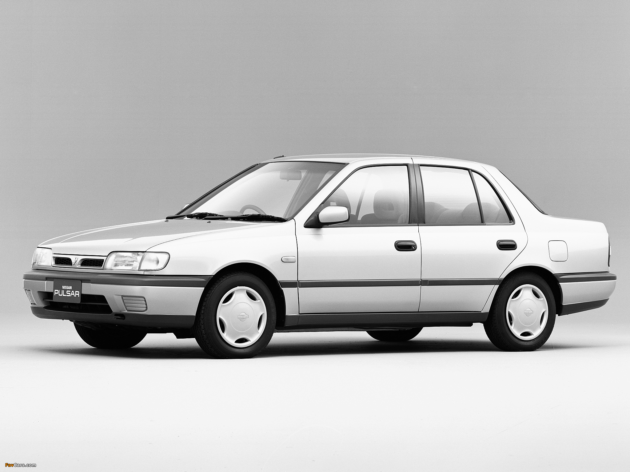 Nissan Pulsar IV (N14) 1990 - 1995 Sedan #2