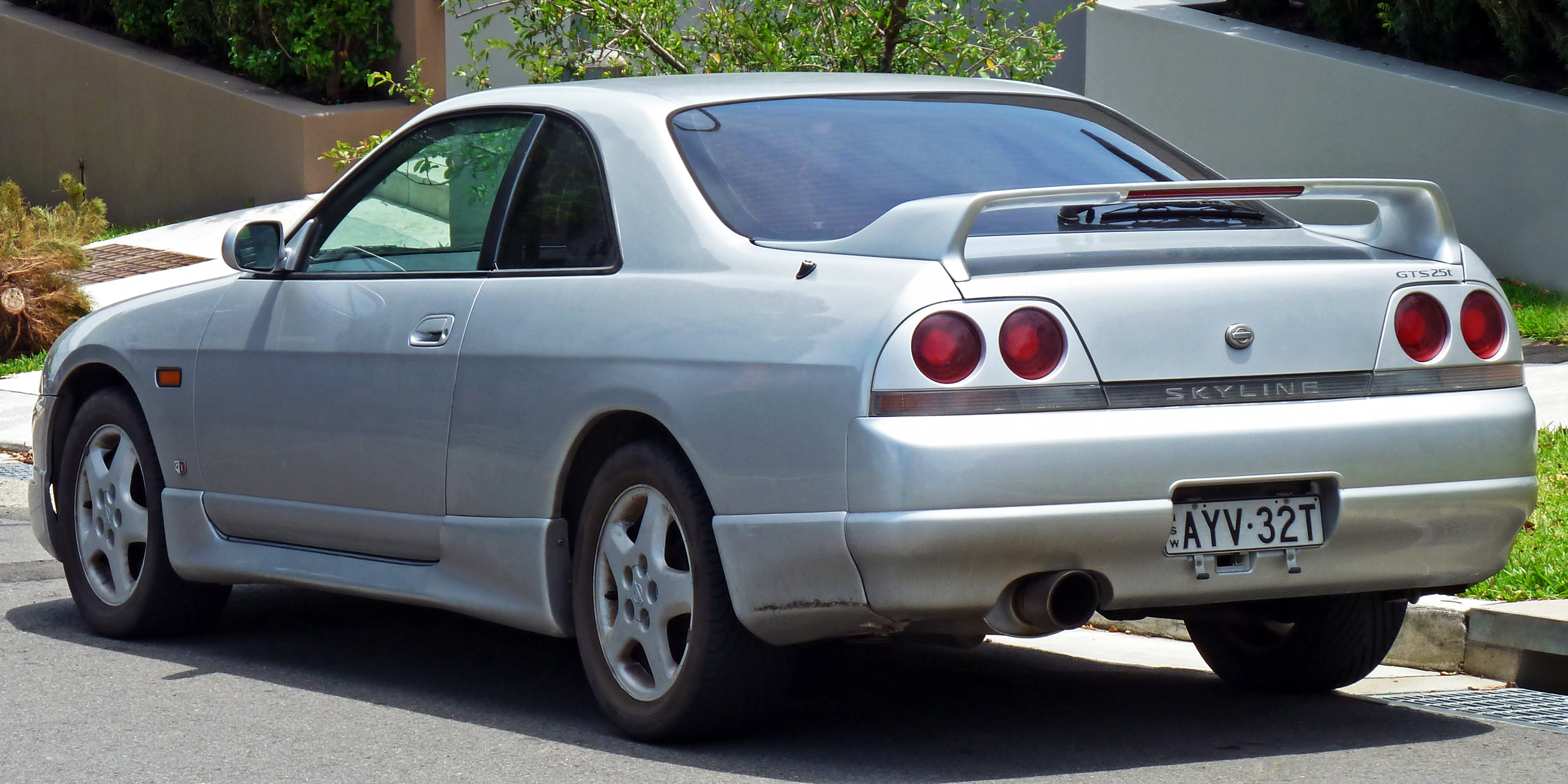 Nissan Skyline IX (R33) 1993 - 1998 Coupe #6