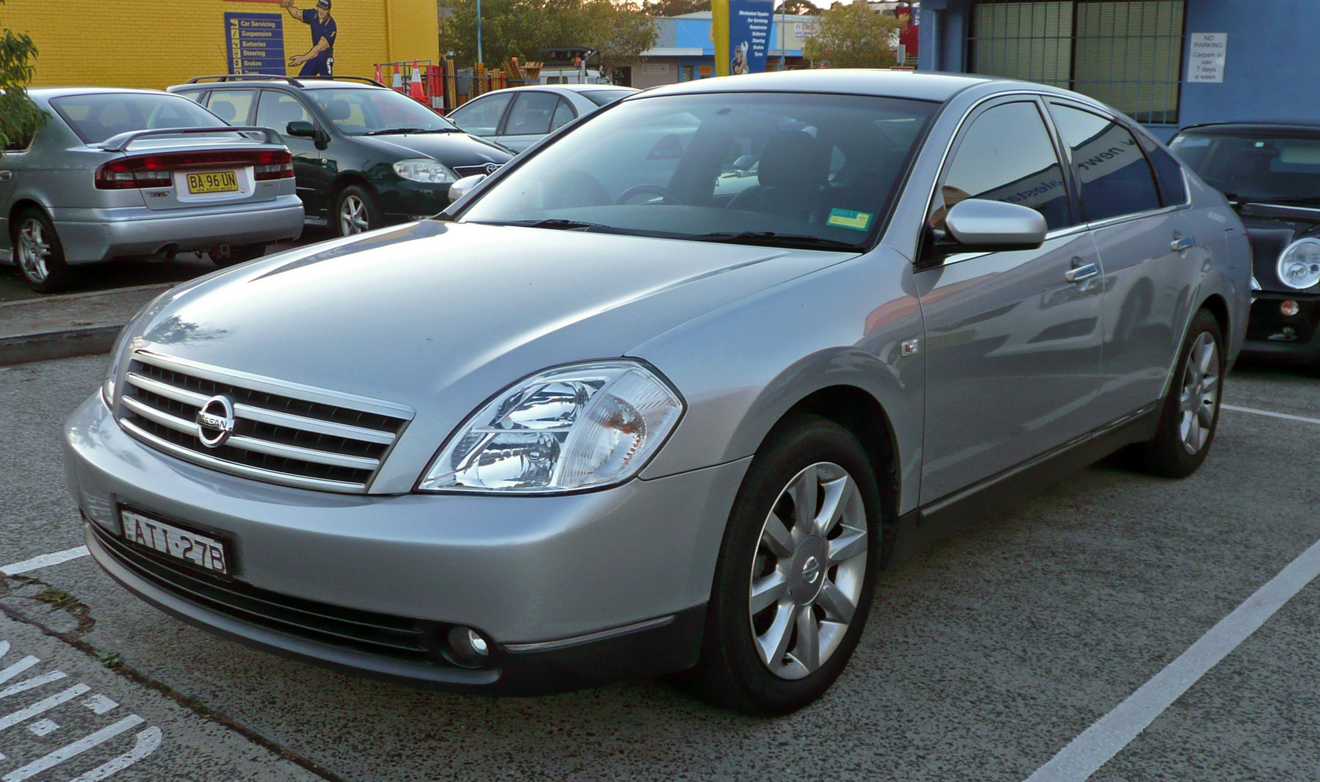 Nissan Teana I 2003 - 2006 Sedan #6
