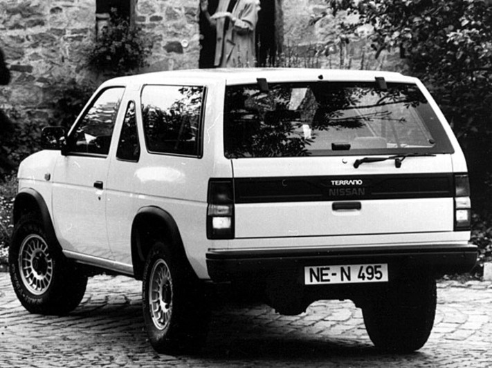Nissan Terrano I 1986 - 1995 SUV 3 door #3