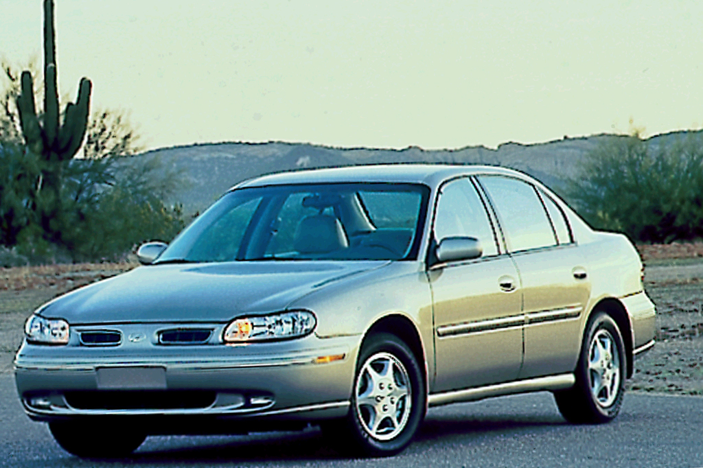 Oldsmobile Cutlass VI 1997 - 1999 Sedan #6