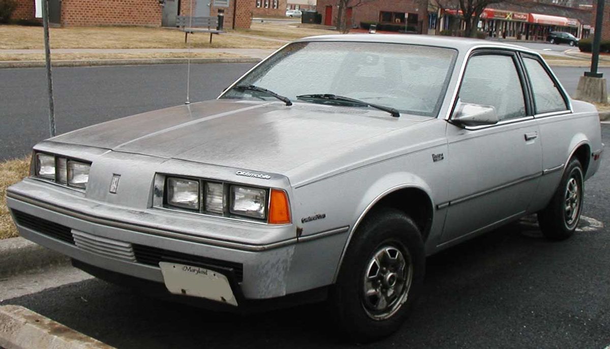 Oldsmobile Firenza I 1982 - 1988 Hatchback 3 door #8