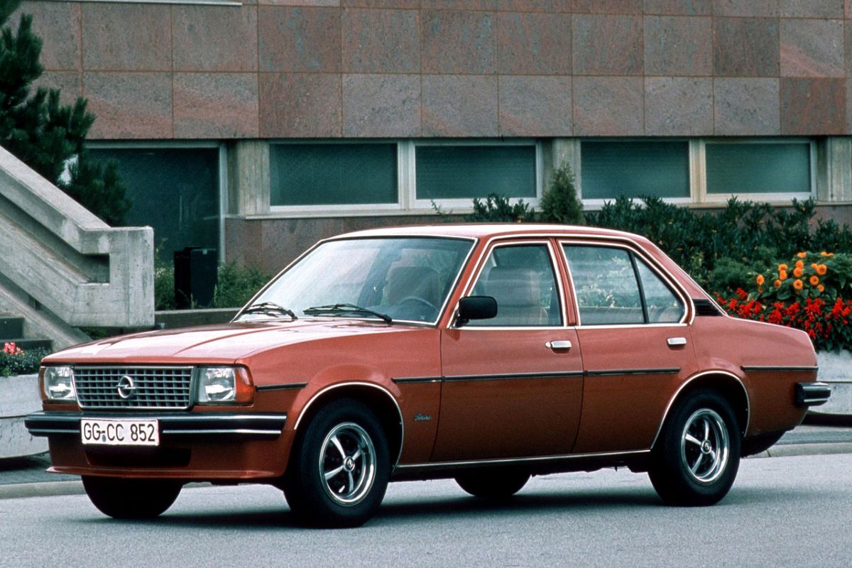 Opel Ascona B 1975 - 1981 Sedan #6