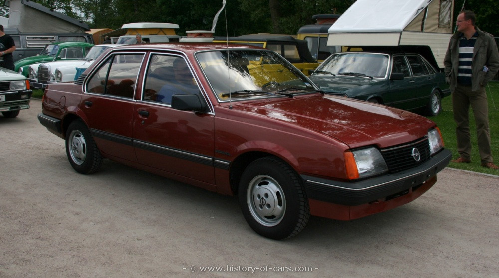 Opel Ascona C 1981 - 1988 Coupe #3