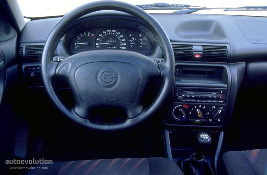 Opel Astra F 1991 - 2000 Hatchback 5 door #8