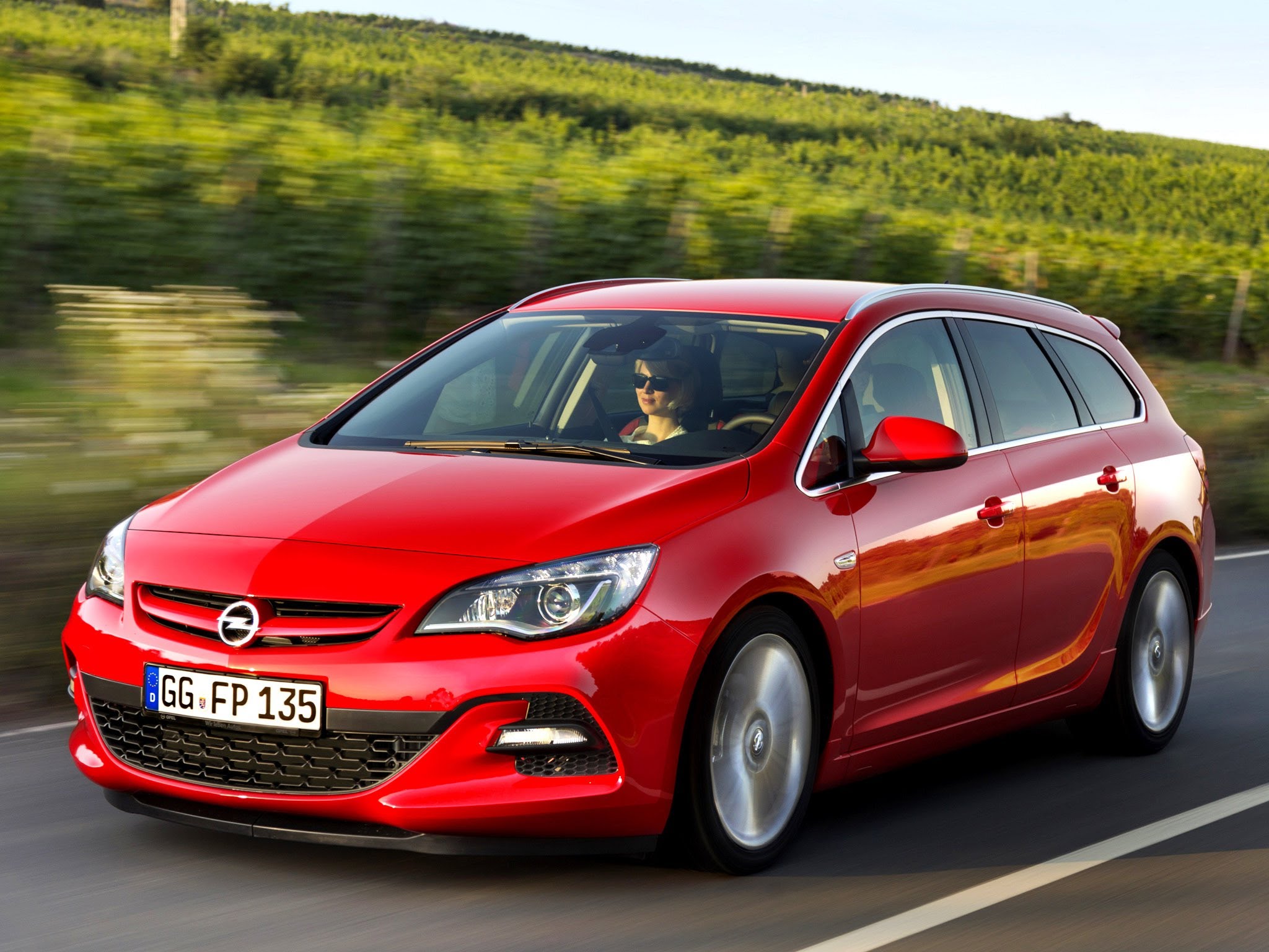 Doordringen Verhogen hoek Opel Astra J Restyling 2012 - now Station wagon 5 door :: OUTSTANDING CARS