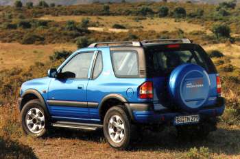 Opel Frontera B 1998 - 2001 SUV 5 door #2