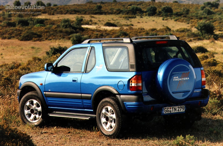 Opel Frontera B Restyling 2001 - 2004 SUV 3 door #1