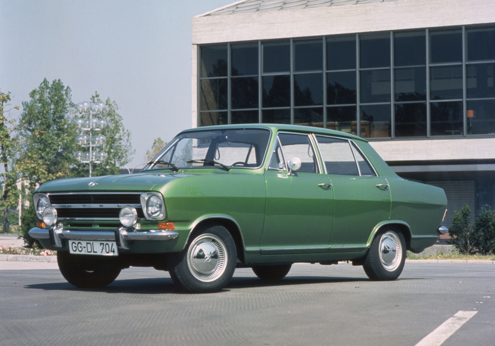 Opel Kadett B 1965 - 1973 Sedan 2 door #4