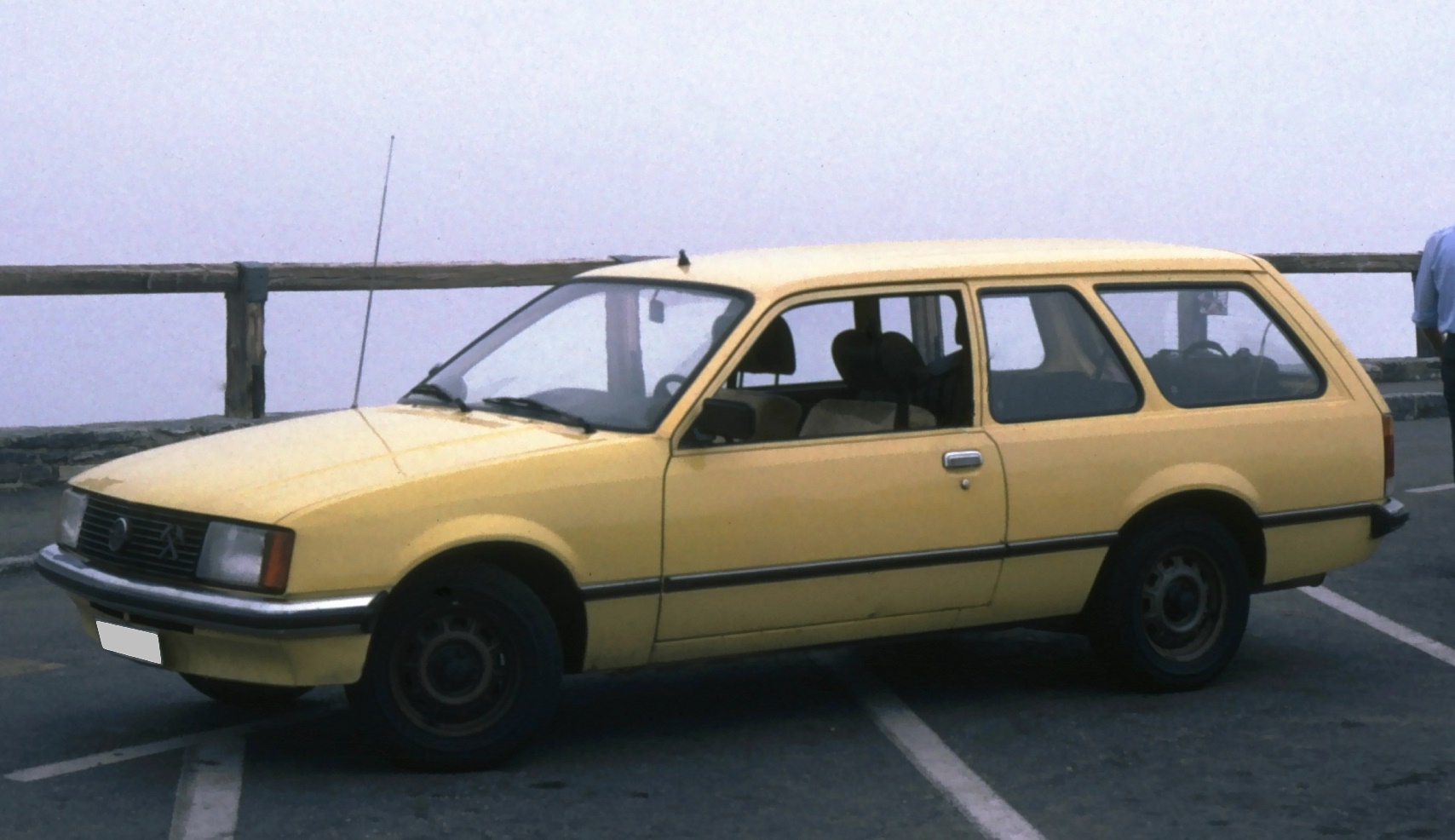 Opel Rekord D 1972 - 1977 Station wagon 5 door #5