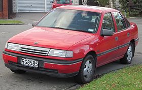 Opel Vectra A 1988 - 1995 Hatchback 5 door #8