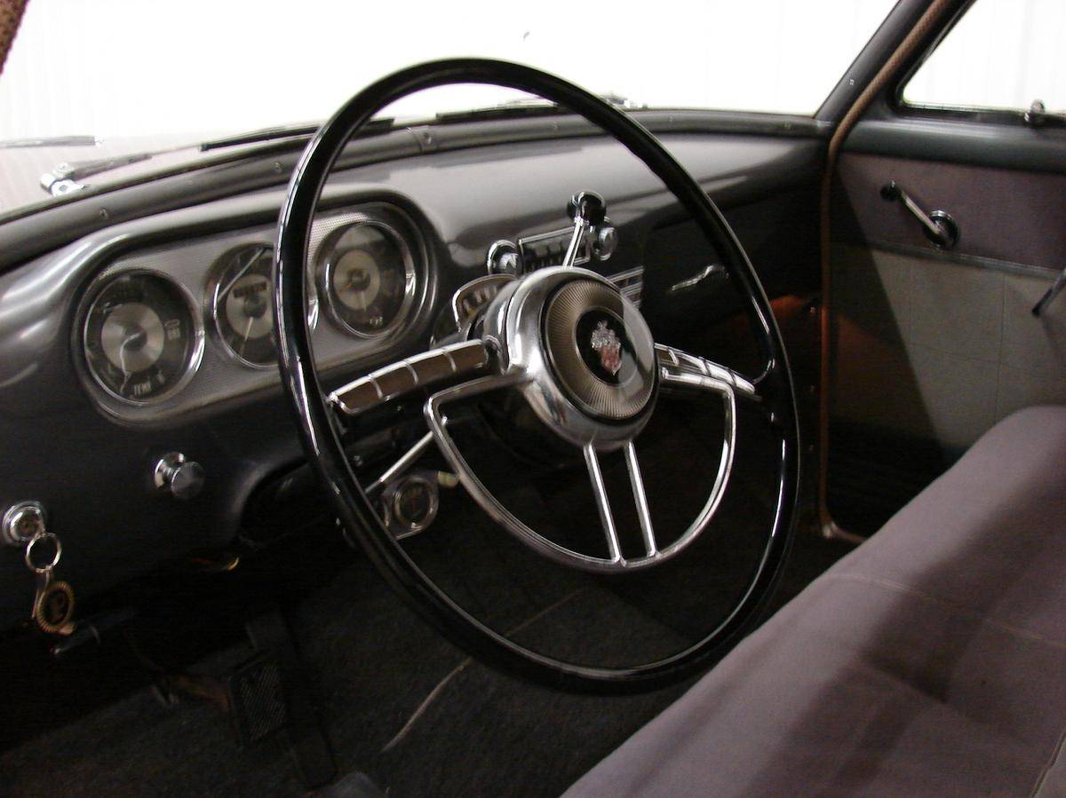 Packard 200뢒 I 1951 - 1952 Sedan #7