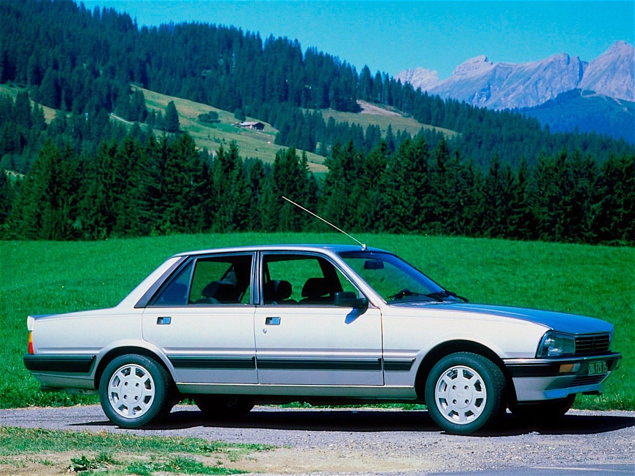 Peugeot 505 1979 - 1992 Sedan #2