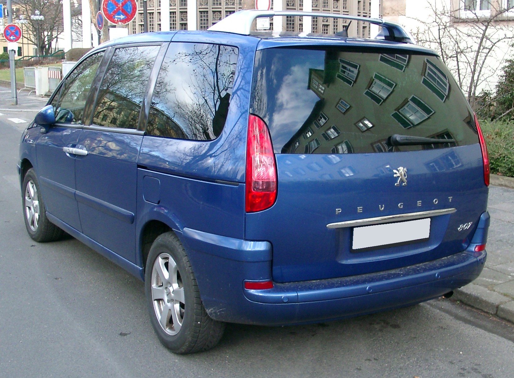 Peugeot 807 I Restyling 2008 - 2014 Minivan #6