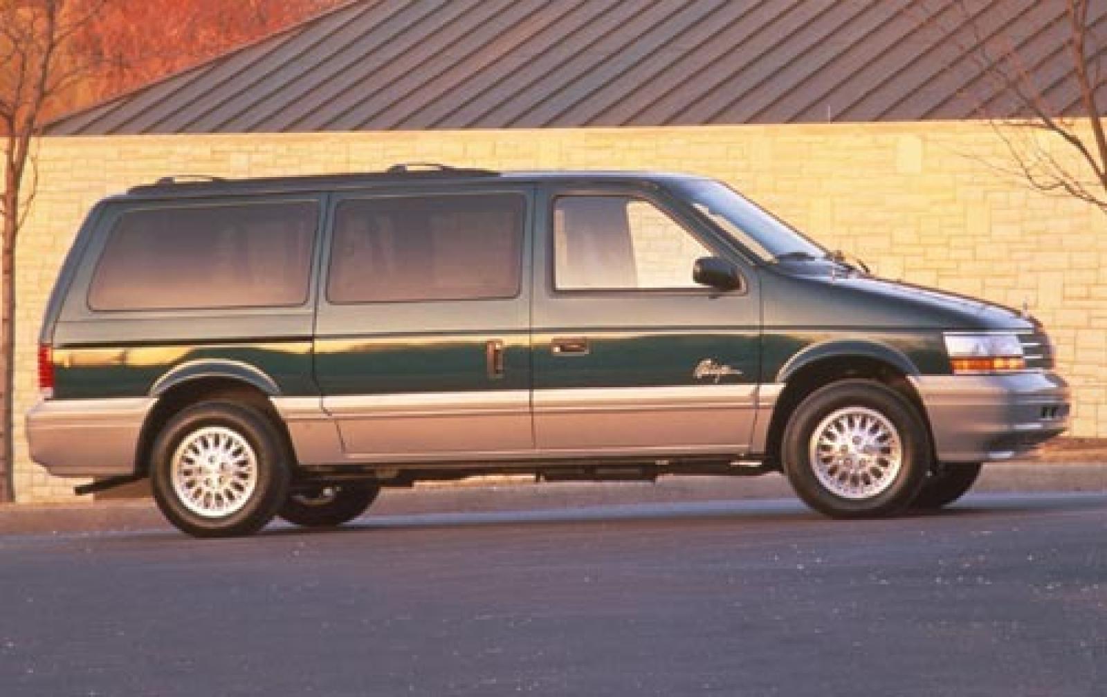 Plymouth Voyager II 1991 - 1995 Minivan #4