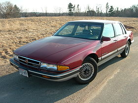 Pontiac Bonneville VIII 1987 - 1991 Sedan #7