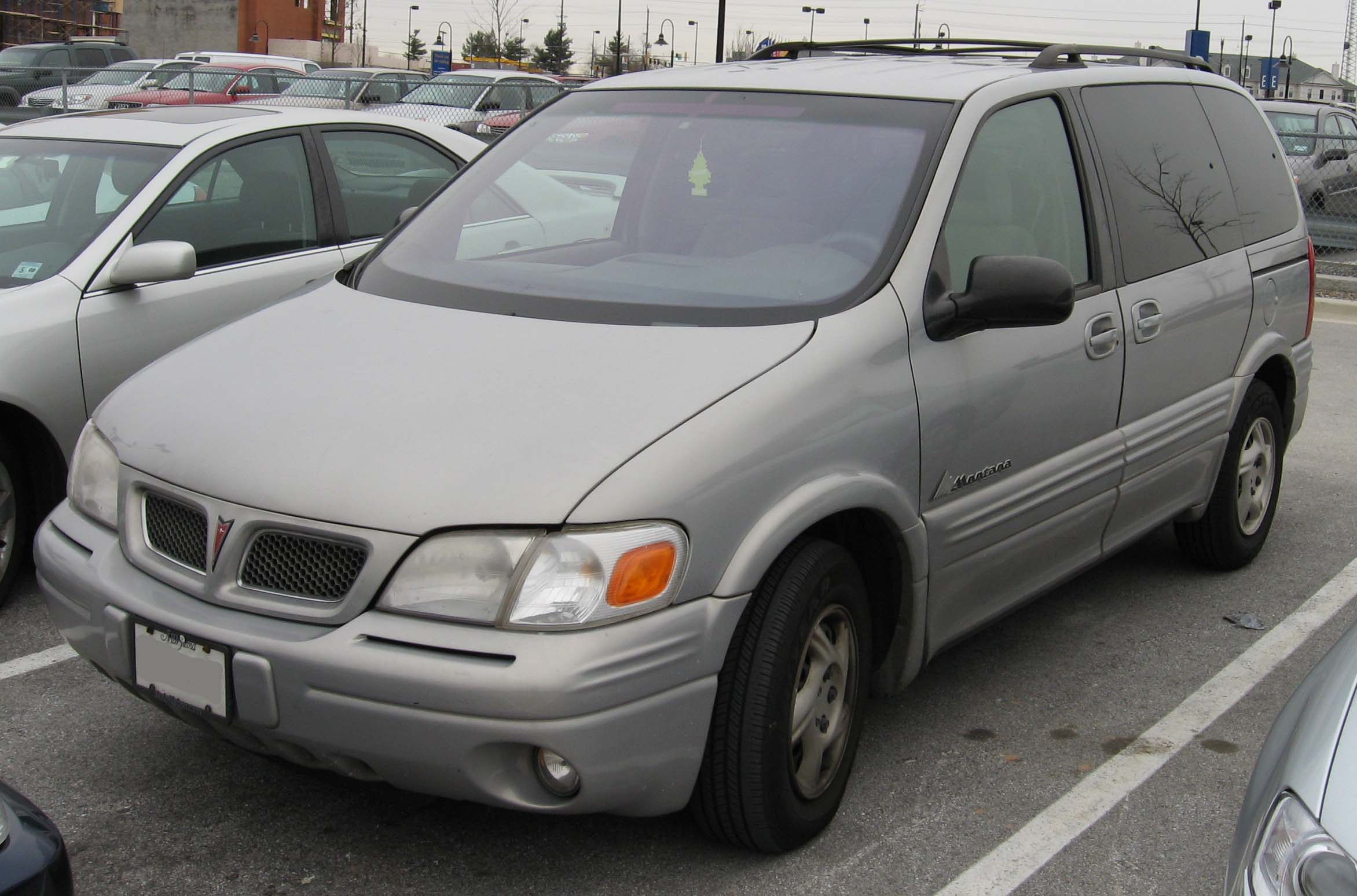 Pontiac Montana I 1997 - 2005 Minivan #3