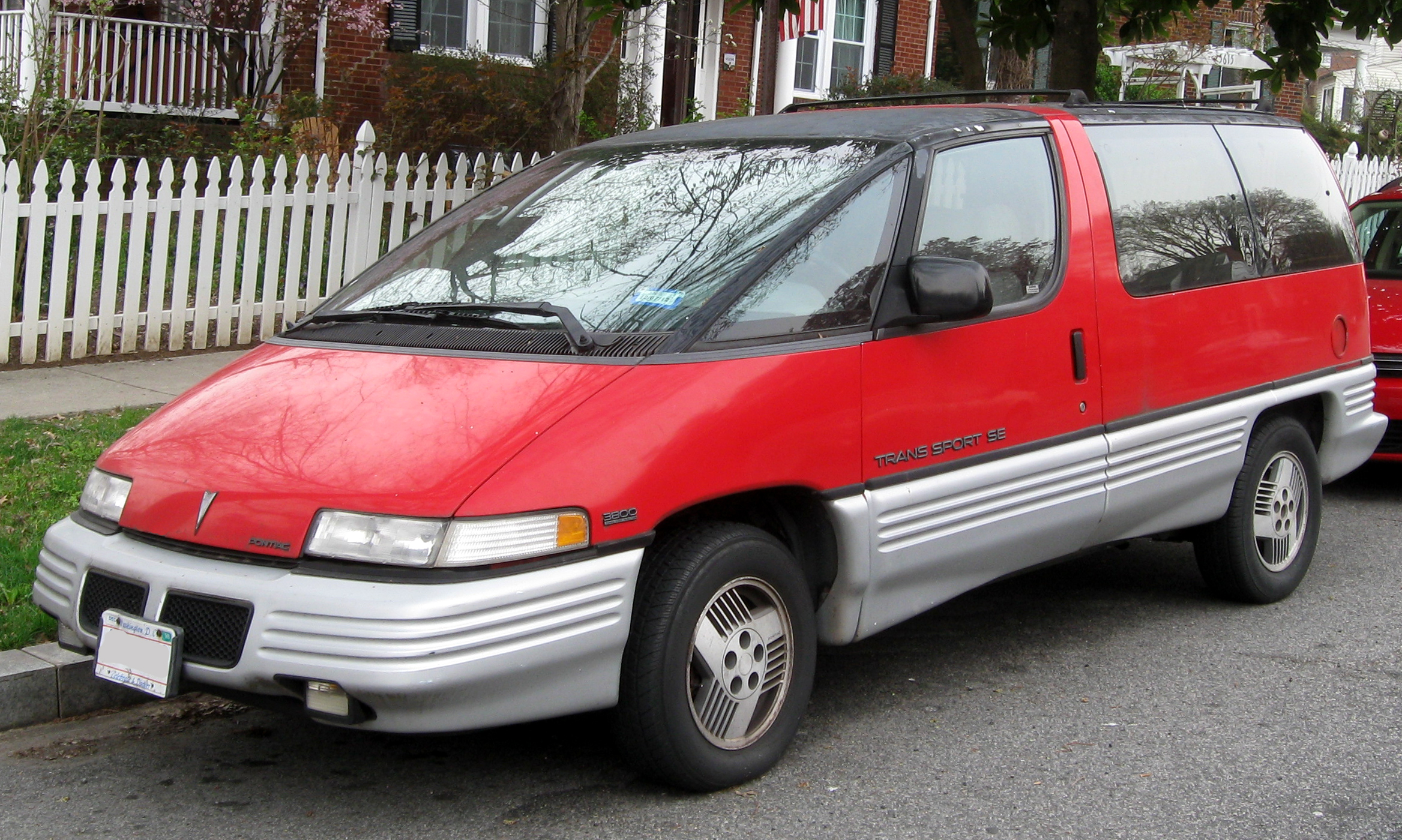 Pontiac Trans Sport I 1989 - 1996 Minivan #3