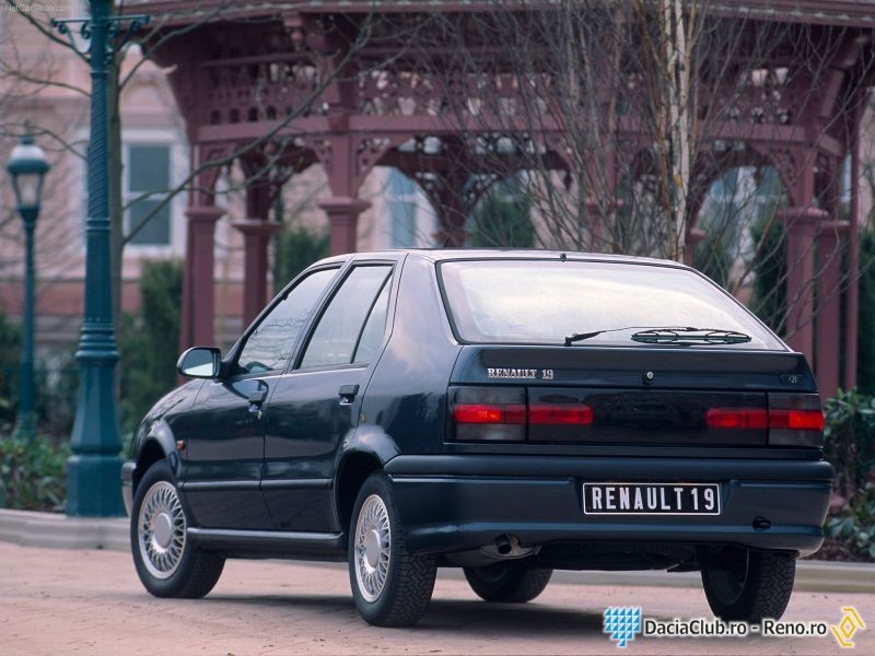 Renault 19 II 1992 - 2002 Hatchback 5 door #3