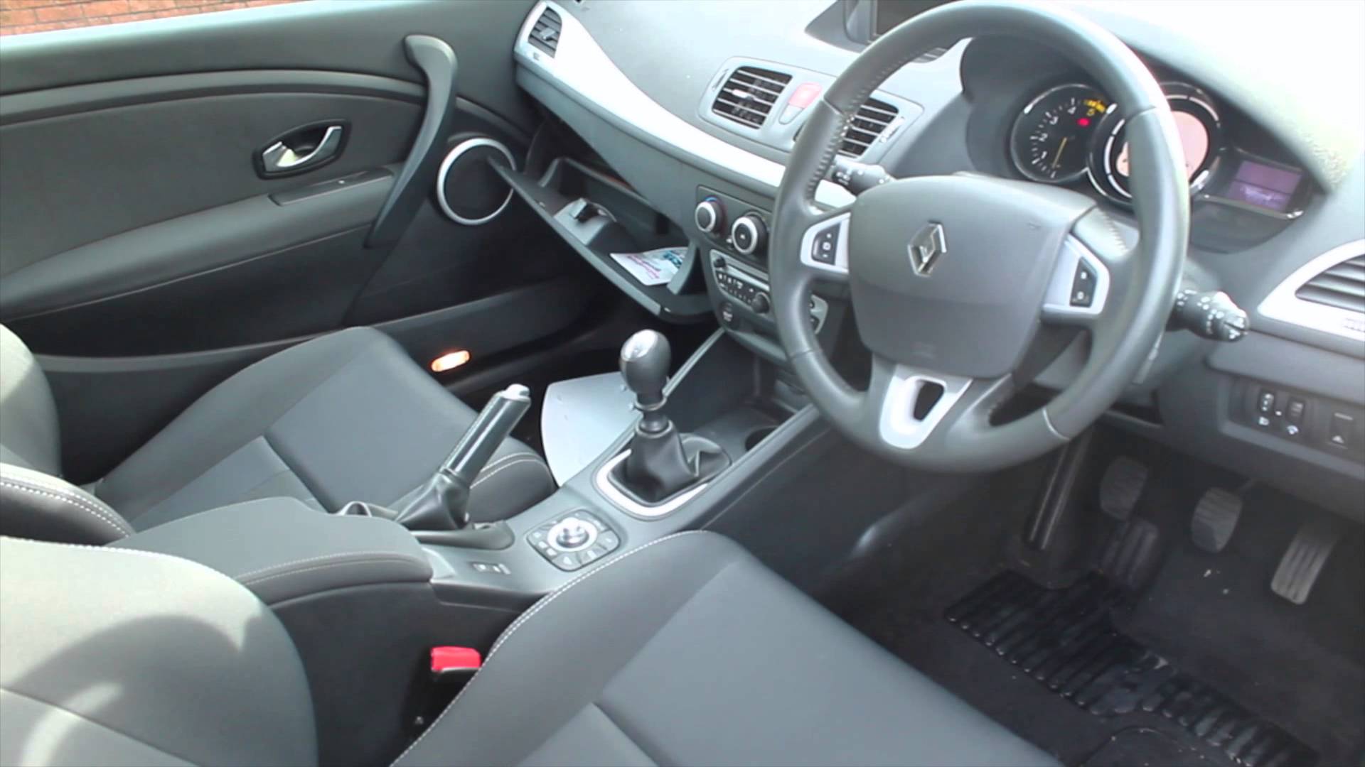 Renault Megane III 2008 - 2012 Hatchback 5 door #8