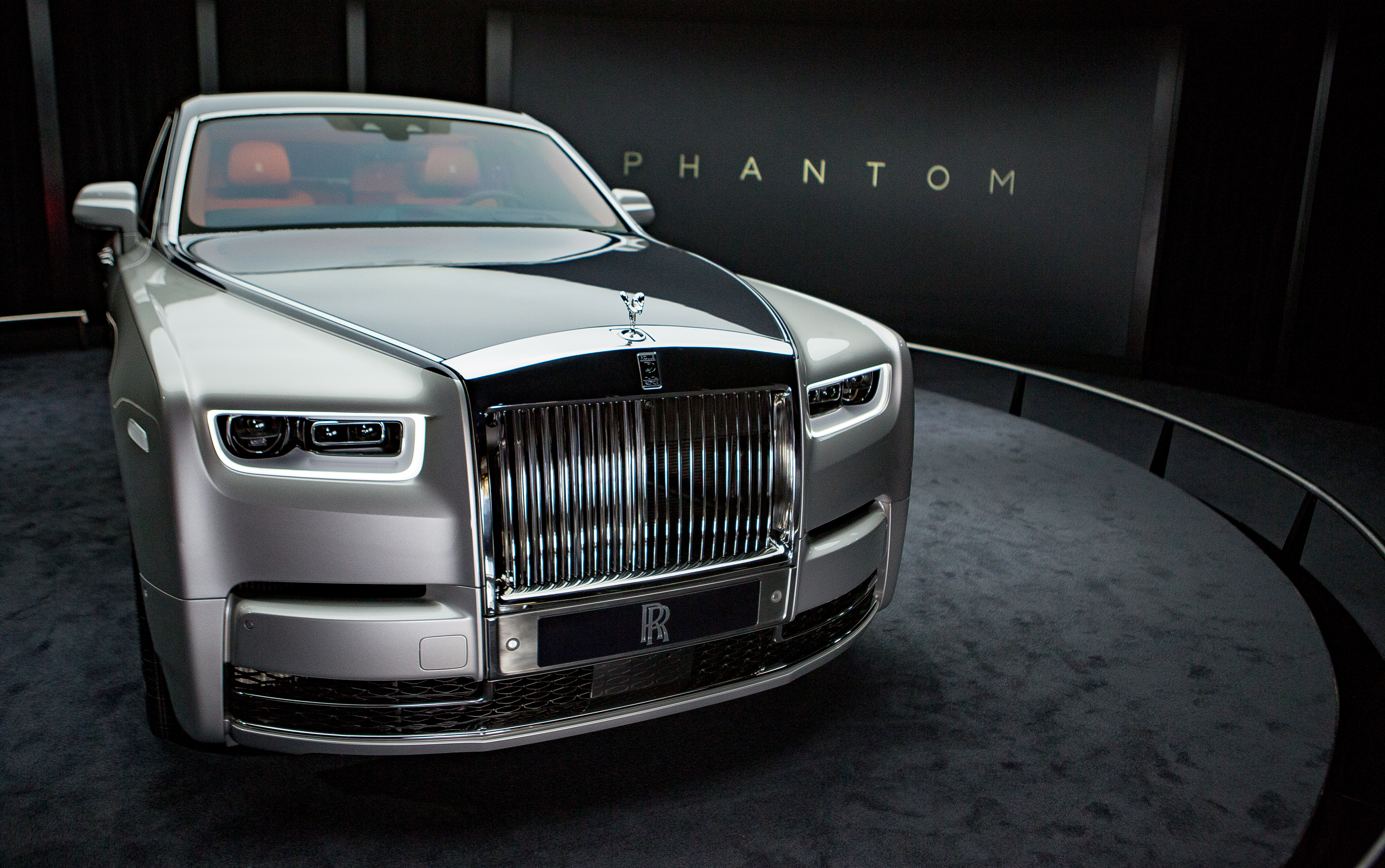 Rolls-Royce Phantom VIII 2017 - now Sedan #4