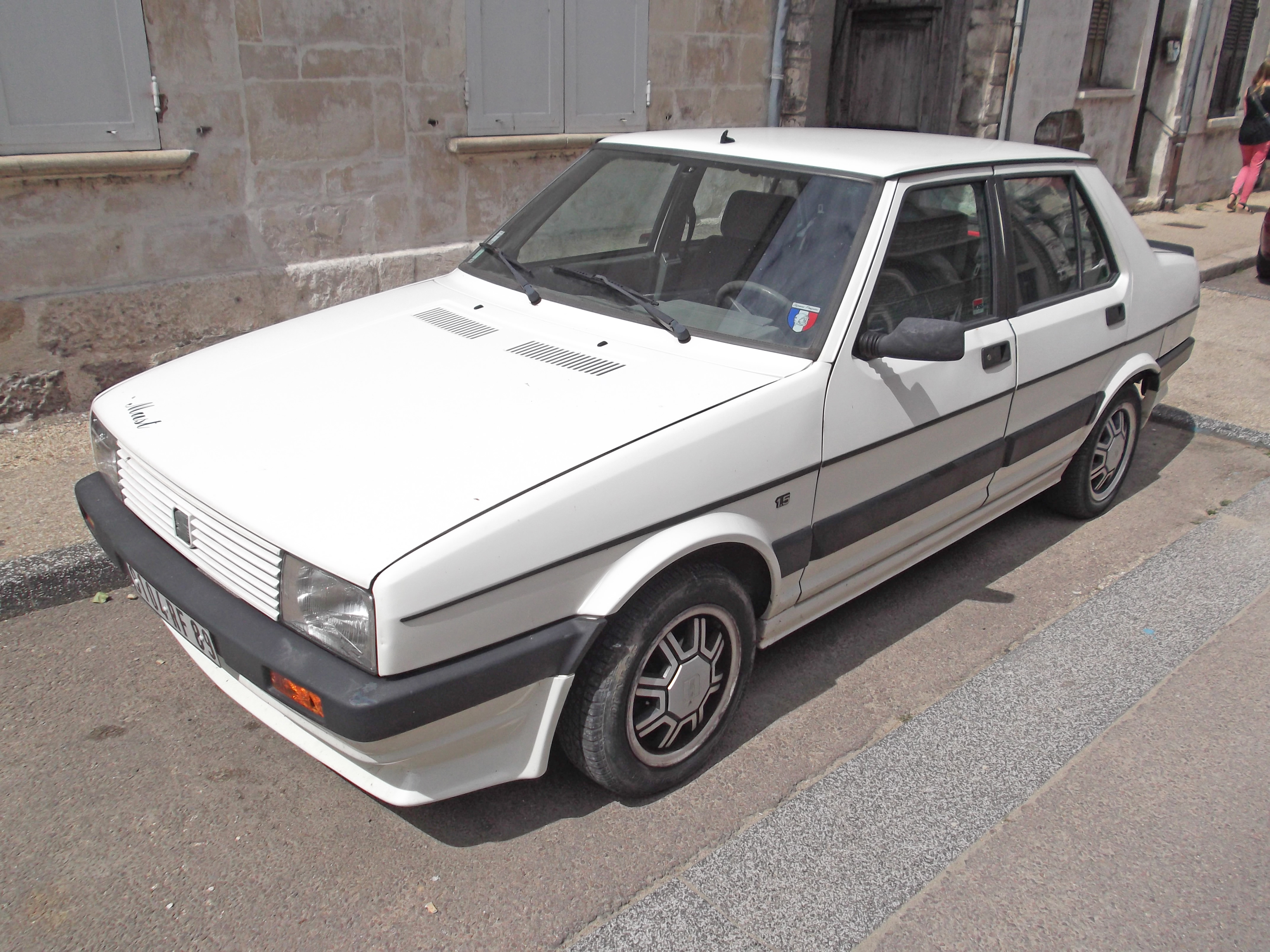 SEAT Malaga 1985 - 1993 Sedan #4
