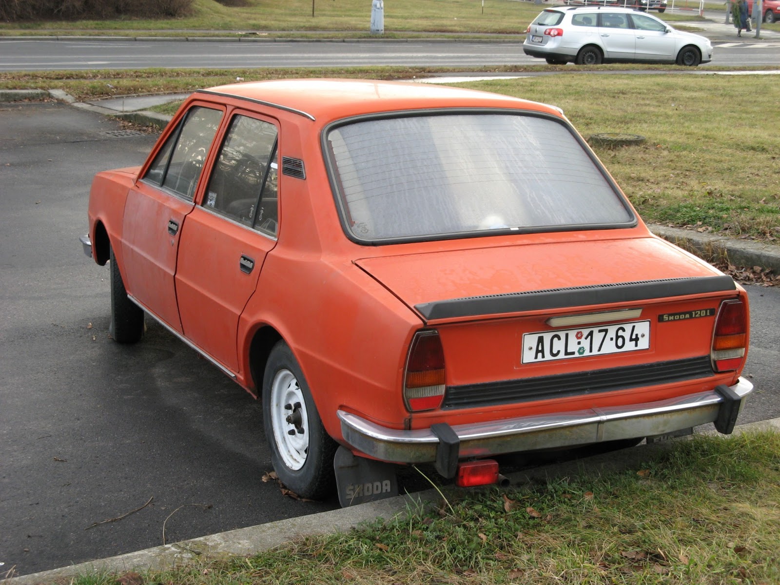Skoda 105, 120 I 1976 - 1990 Sedan #6