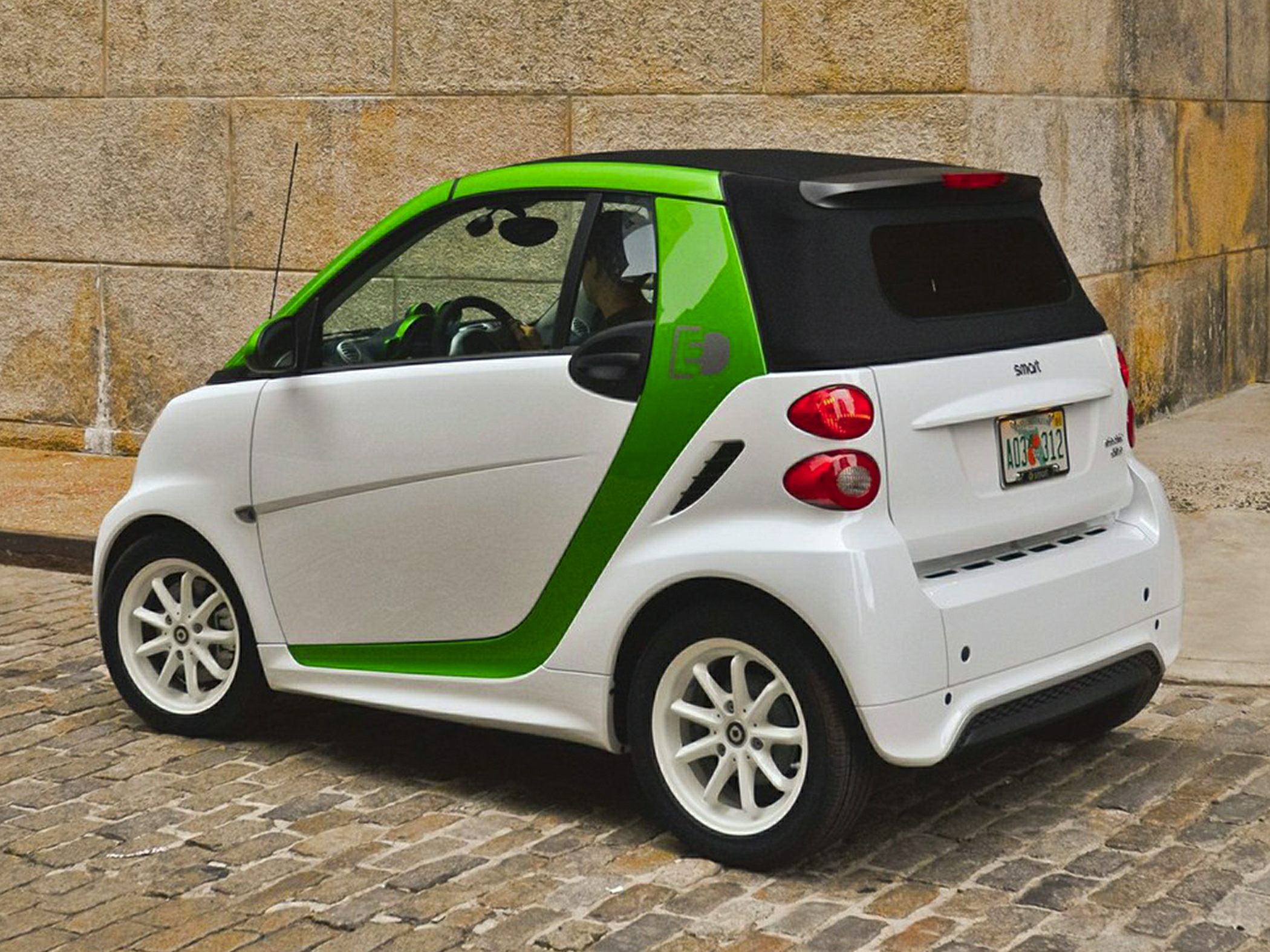 Smart Fortwo II 2007 - 2015 Cabriolet #2